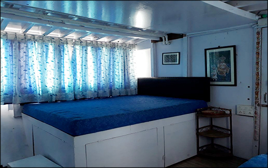 Sundarban houseboat interior